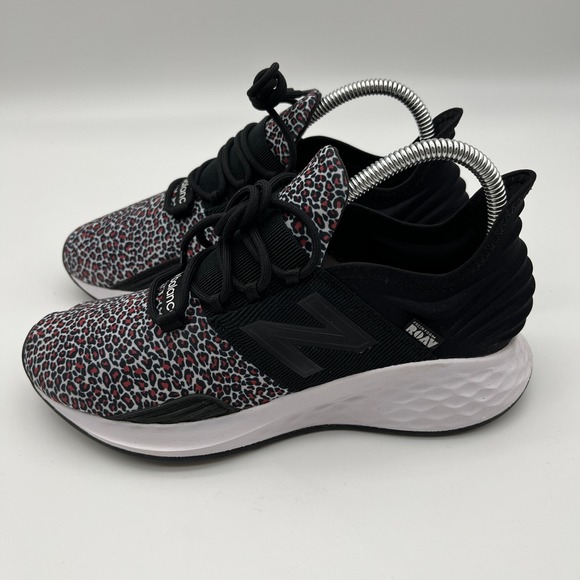 New Balance Fresh Foam Roav Womens 7 Black Leopard Print Running Shoes WROAVBV - Picture 3 of 10